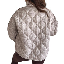 Load image into Gallery viewer, Birdie Cozy Cloud Camo Jacket