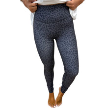 Load image into Gallery viewer, Birdie Sculpt Leggings Midnight Leopard