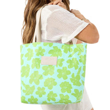 Load image into Gallery viewer, Aloha Puakenikeni Buds Reversible Tote Fresh on Splash