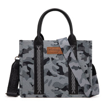 Load image into Gallery viewer, Wrangler Camo Concealed Carry Tote/Crossbody