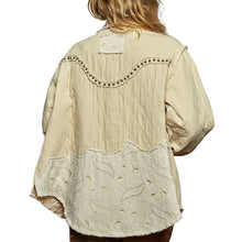 Load image into Gallery viewer, Quilted Jacket with Studs
