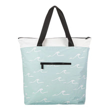 Load image into Gallery viewer, Aloha Day Tripper in Seaside