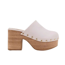 Load image into Gallery viewer, Gigi Platform Studded Clog