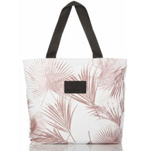 Load image into Gallery viewer, Aloha Day Plama Day Tripper in Rose Gold