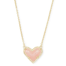 Load image into Gallery viewer, Ari Heart Gold Pendant Necklace in Rose Quartz