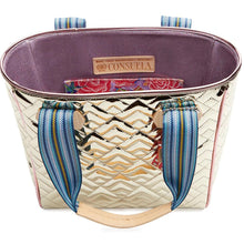 Load image into Gallery viewer, Consuela Classic Tote Evadney
