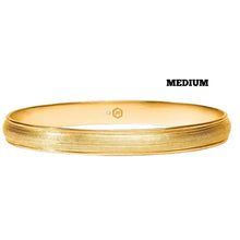 Load image into Gallery viewer, Julie Vos Cobblestone Stacking Bangle- MEDIUM
