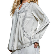 Load image into Gallery viewer, Vintage Washed Floral Embroidered Blouse
