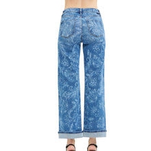 Load image into Gallery viewer, Risen Mid Rise Paisley Printed Jeans
