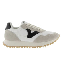 Load image into Gallery viewer, Victoria Viento Sneaker
