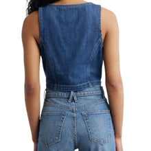 Load image into Gallery viewer, Hidden Cropped Fitted Vest
