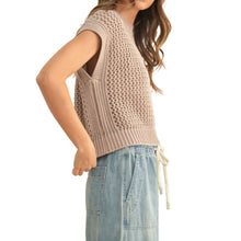Load image into Gallery viewer, Miou Muse Crochet Knitted Top
