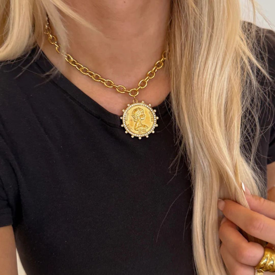 Chansutt Pearl Small Coin Necklace