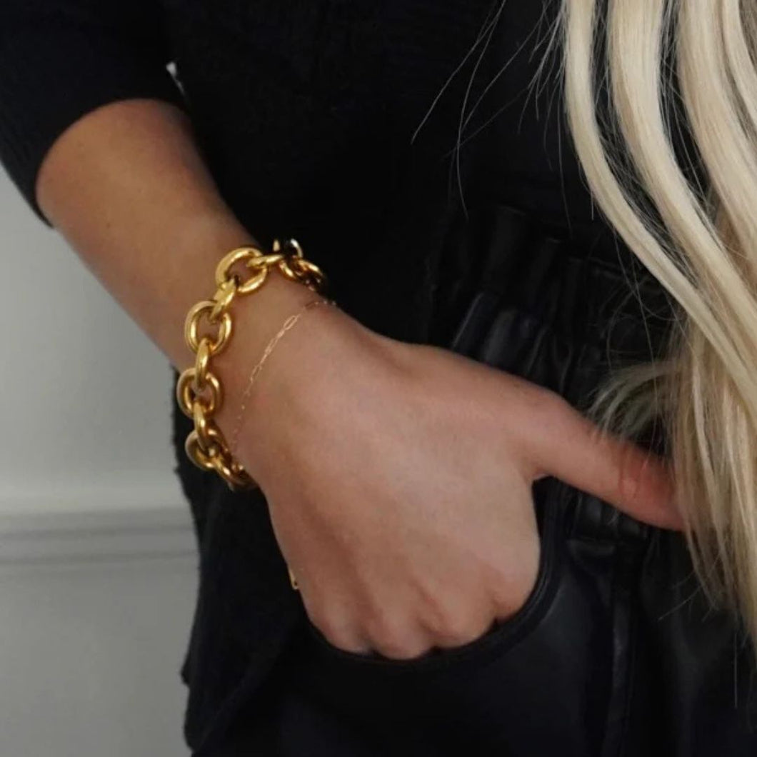 Chansutt Pearl Liv Bracelet