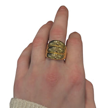 Load image into Gallery viewer, Chansutt Pearl Large Shell Ring
