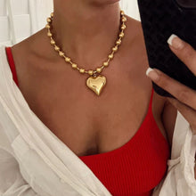 Load image into Gallery viewer, Chansutt Pearls Chunky Heart Necklace
