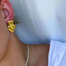 Load image into Gallery viewer, Chansutt Double Heart Earrings
