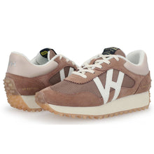 Load image into Gallery viewer, Vintage Havana Logo Spiked Sole Running Shoes
