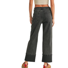 Load image into Gallery viewer, Cuffed Denim Cropped Jeans
